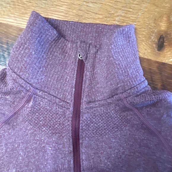 Lululemon Swiftly Quarter Zip, Size 4 - Picture 3 of 9
